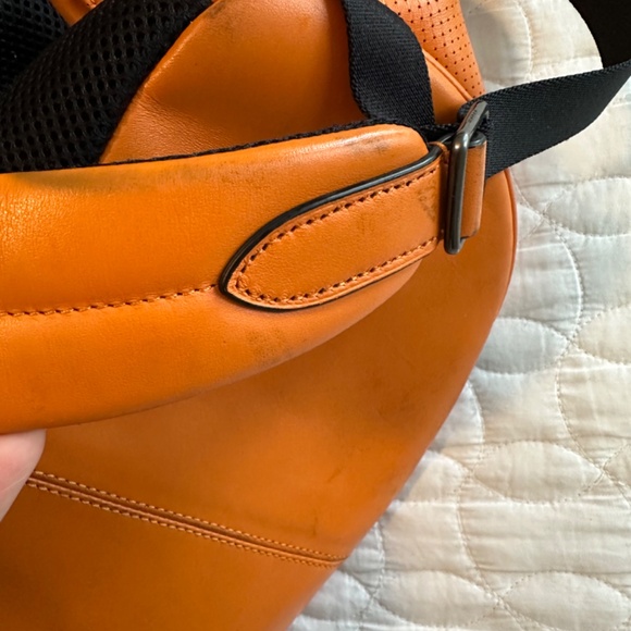 Orange coach backpack - Picture 6 of 7